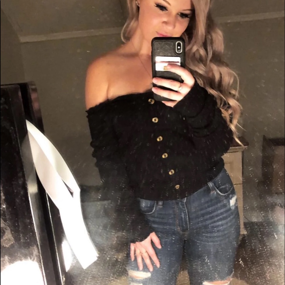 American Eagle Off the Shoulder Top